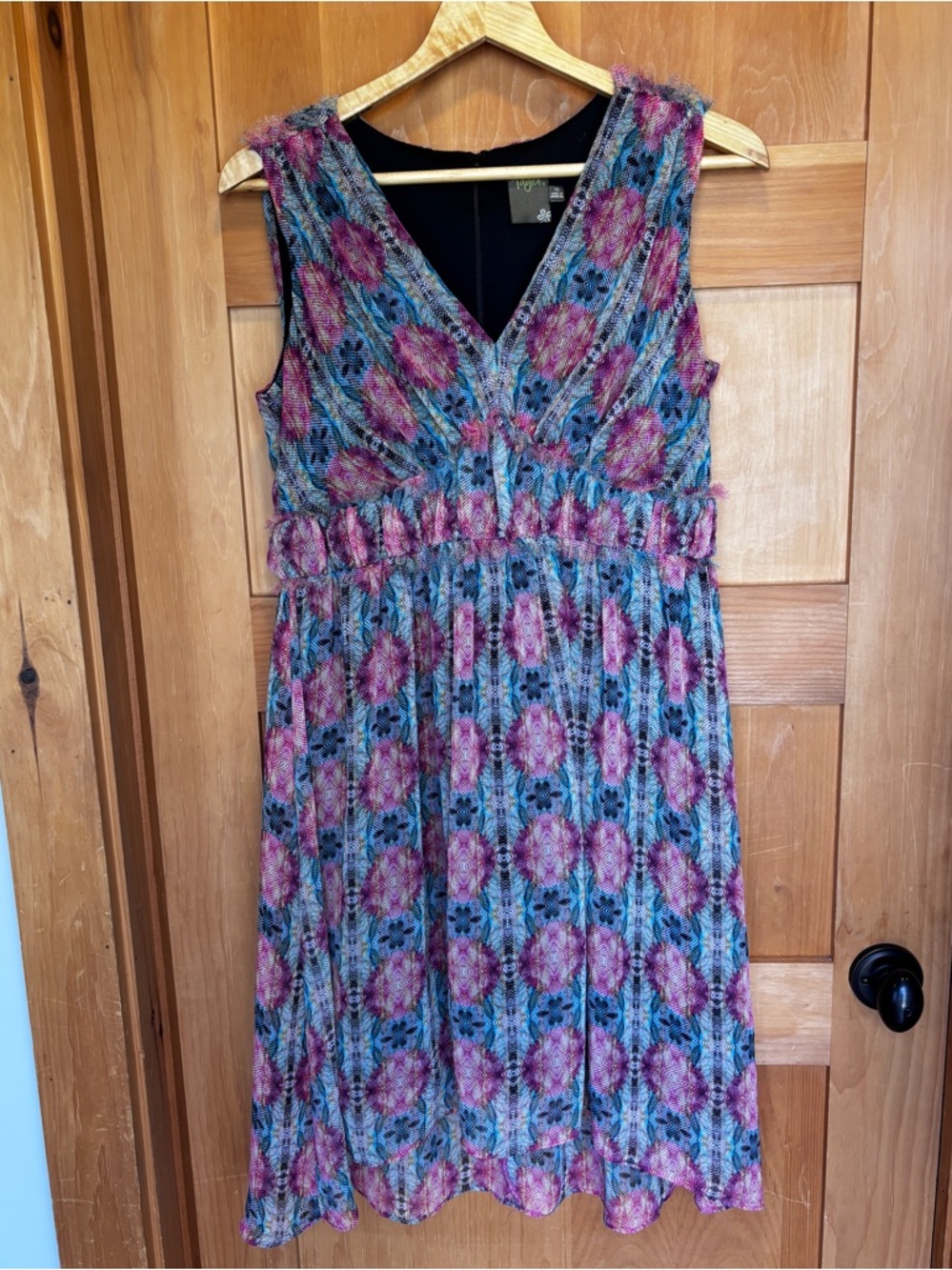 Taylor Sleeveless Empire Waist Printed Dress | Size 10 | Boho Floral Chiffon